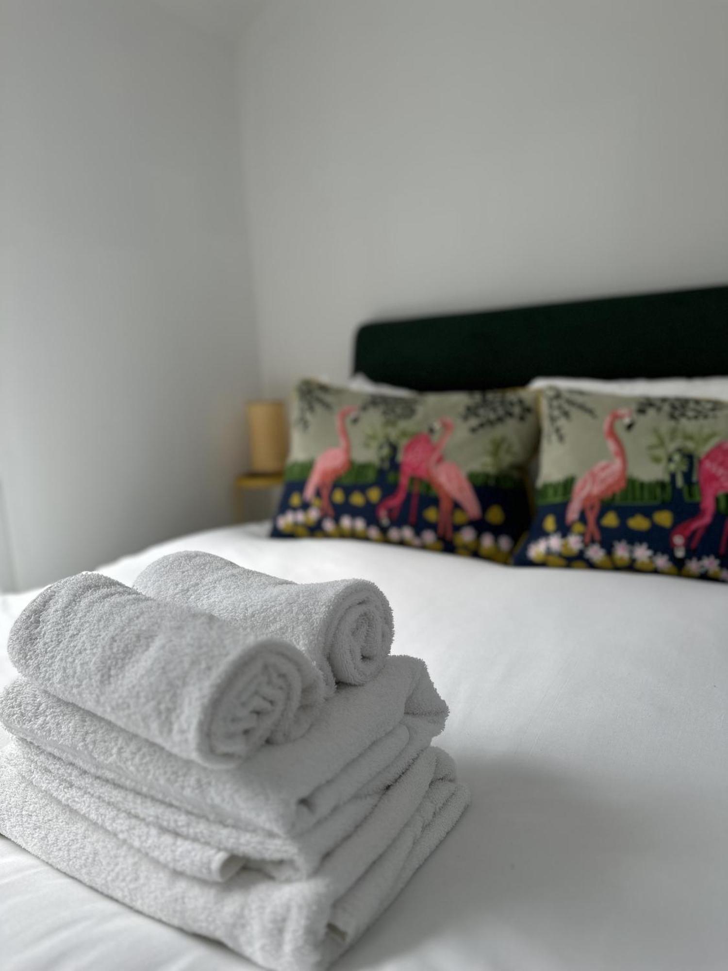 Ideal Bristol Getaway - 3 Bed Harbourside Home Camera foto
